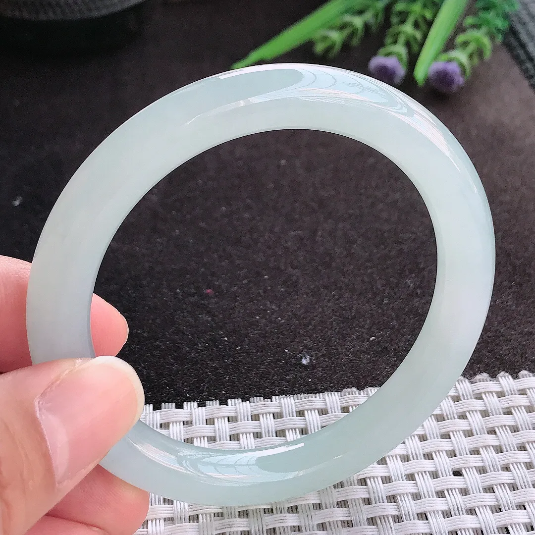 实拍A货翡翠56/9老坑冰胶果冻冰晴圆条手镯翡翠圆镯玉手环