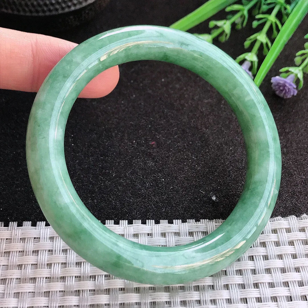 实拍A货翡翠55/10.3/10老坑温润满绿圆条手镯玉镯手环