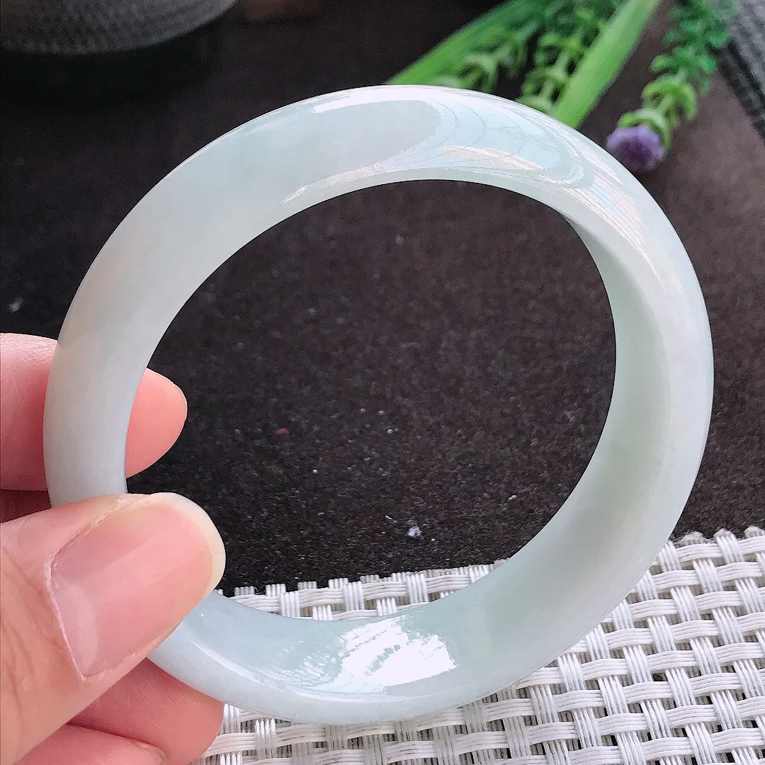 实拍A货翡翠58.3/16.5/8老坑秀气温润白月光轮胎手镯宽边玉镯手环