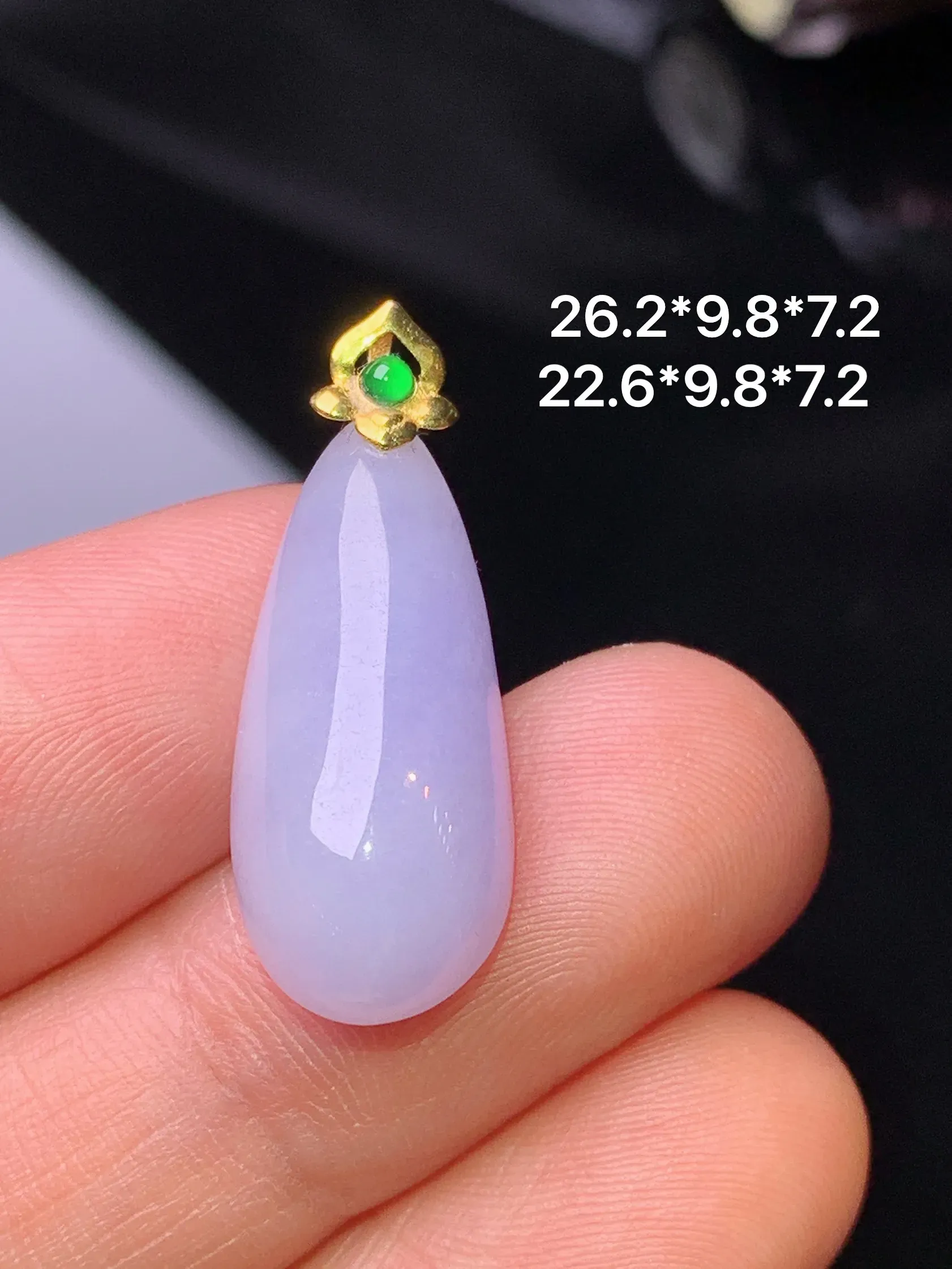 18k金镶嵌紫罗兰福瓜吊坠 玉质细腻 色泽清新艳丽 整体尺寸26.2*9.8*7.2