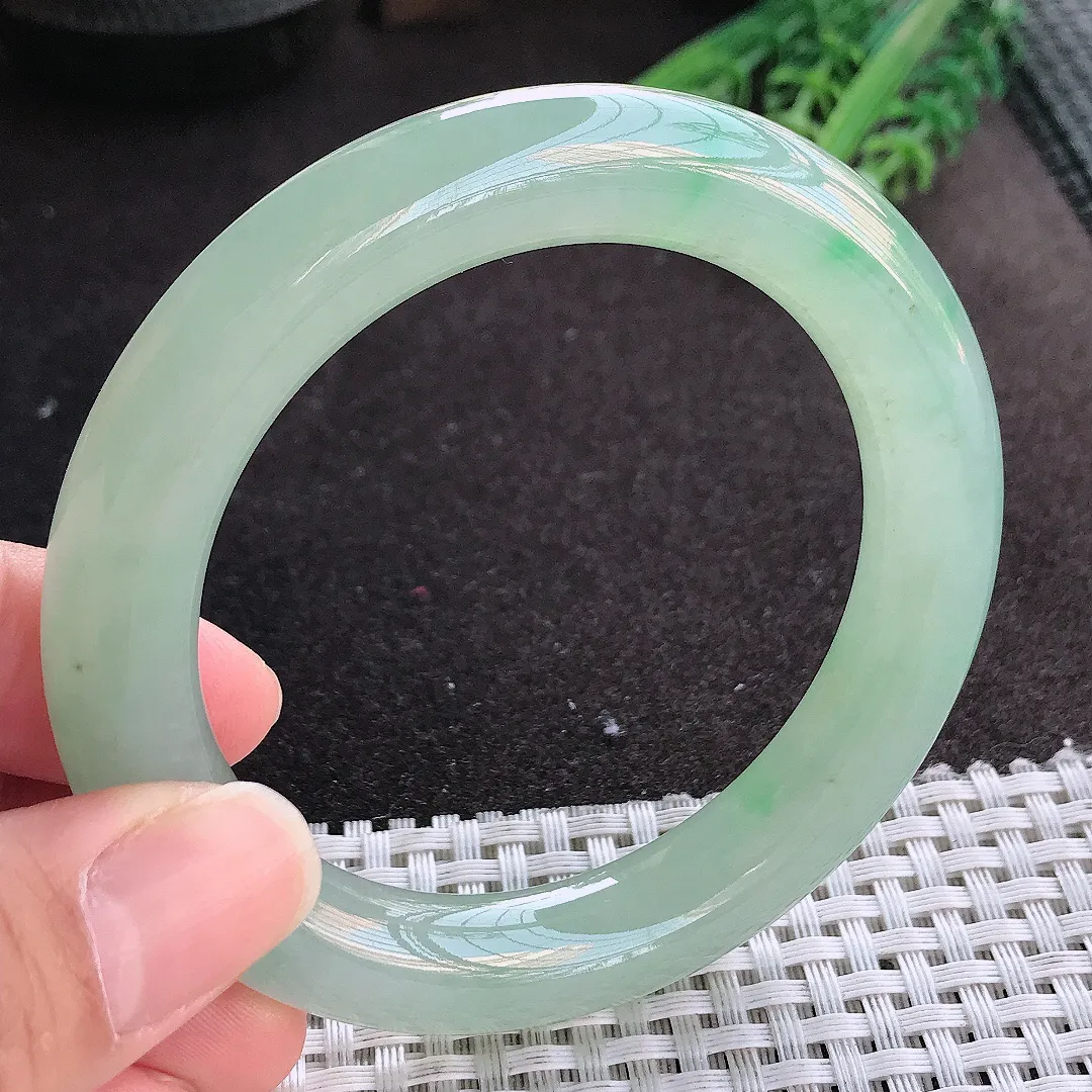 实拍A货翡翠56/11老坑冰胶果冻冰晴胖圆条手镯玉镯手环