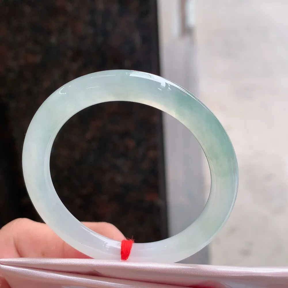 贵妃高冰绿 无瑕 尺寸:54.1/7.4 种水好