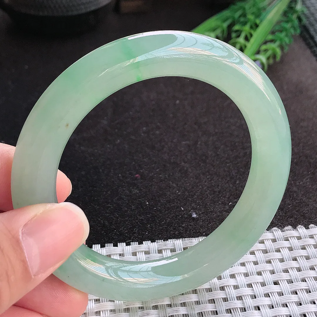 实拍A货翡翠56/11老坑冰胶果冻冰晴胖圆条手镯玉镯手环