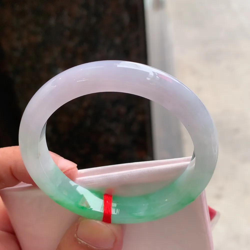 正圈冰阳绿 无瑕 尺寸:51.6/9.4/7.8 色好