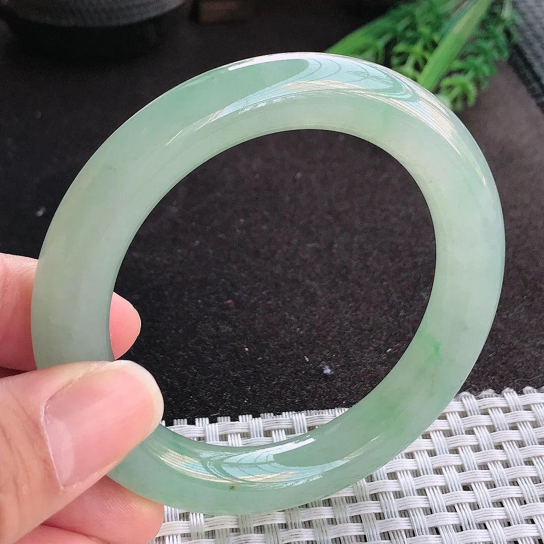 实拍A货翡翠56/11老坑冰胶果冻冰晴胖圆条手镯玉镯手环