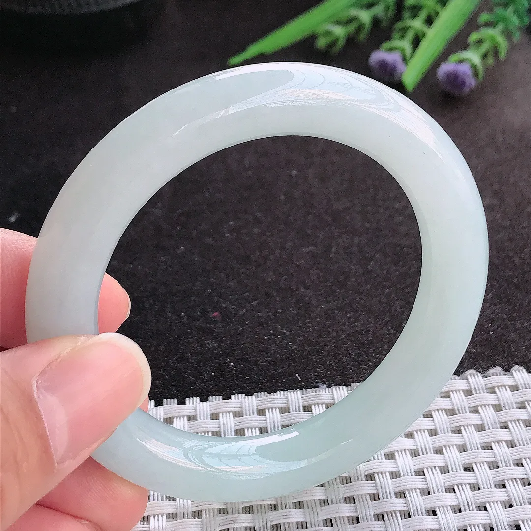 实拍A货翡翠52/10.2/10老坑秀气冰润冰晴圆条手镯玉镯手环