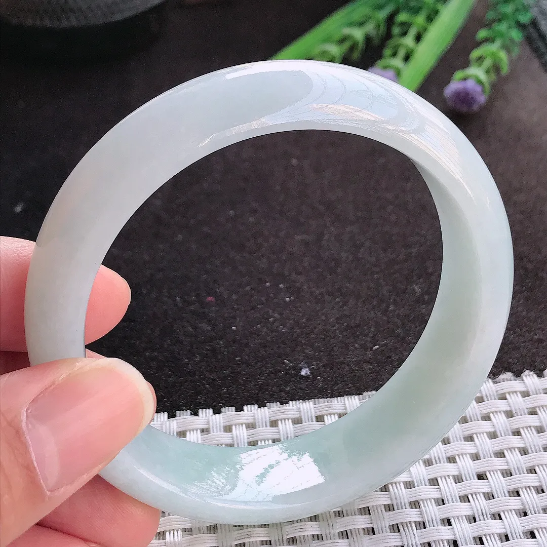 实拍A货翡翠58.3/16.5/8老坑秀气温润白月光轮胎手镯宽边玉镯手环