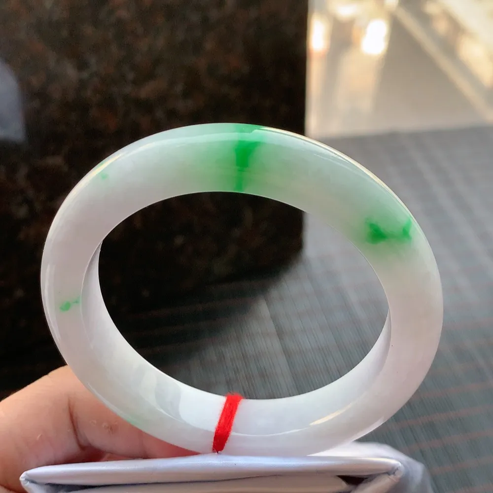 正圈冰糯春彩 无瑕 尺寸:57.5/12.4/9.3色好