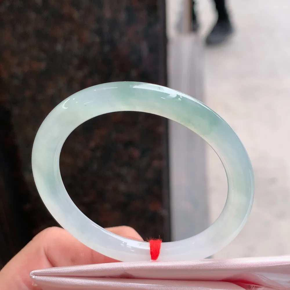 贵妃高冰绿 无瑕 尺寸:54.1/7.4 种水好