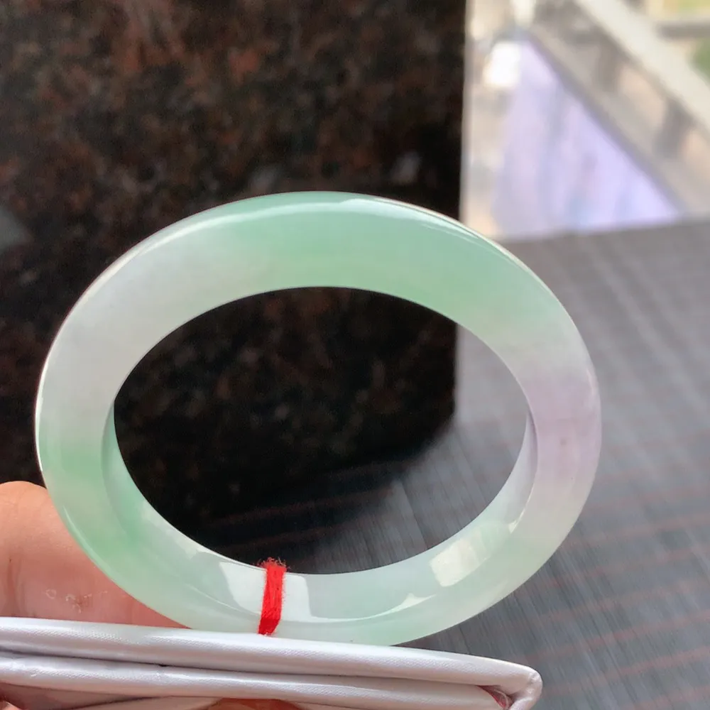 正圈冰春彩 无瑕 尺寸:50.9/9.8/8.4 种色兼备