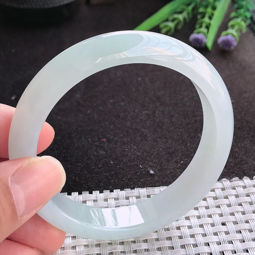 实拍A货翡翠58/12.8/8老坑冰润起胶白冰手镯宽边玉镯手环