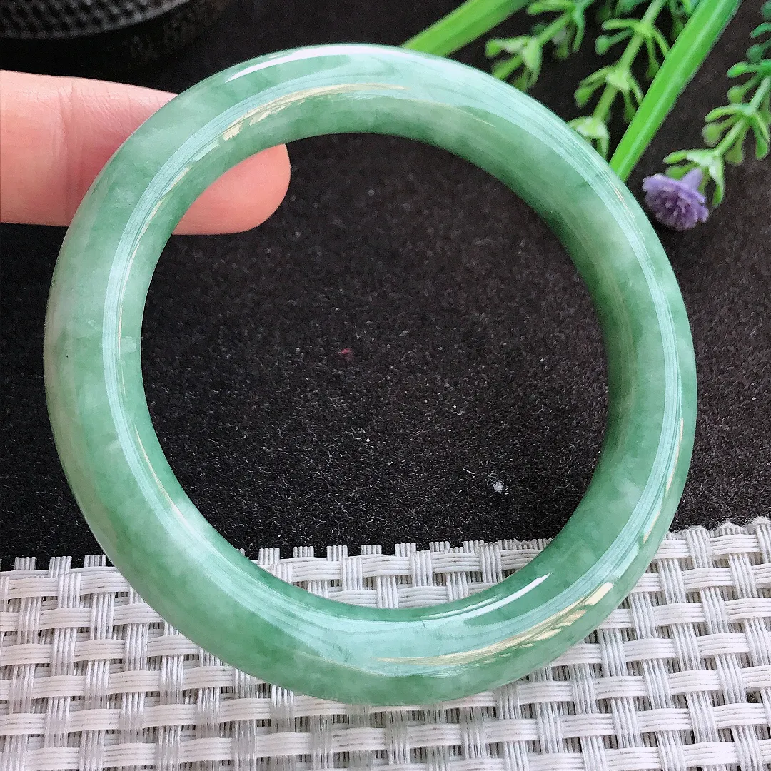 实拍A货翡翠55/10.3/10老坑温润满绿圆条手镯玉镯手环