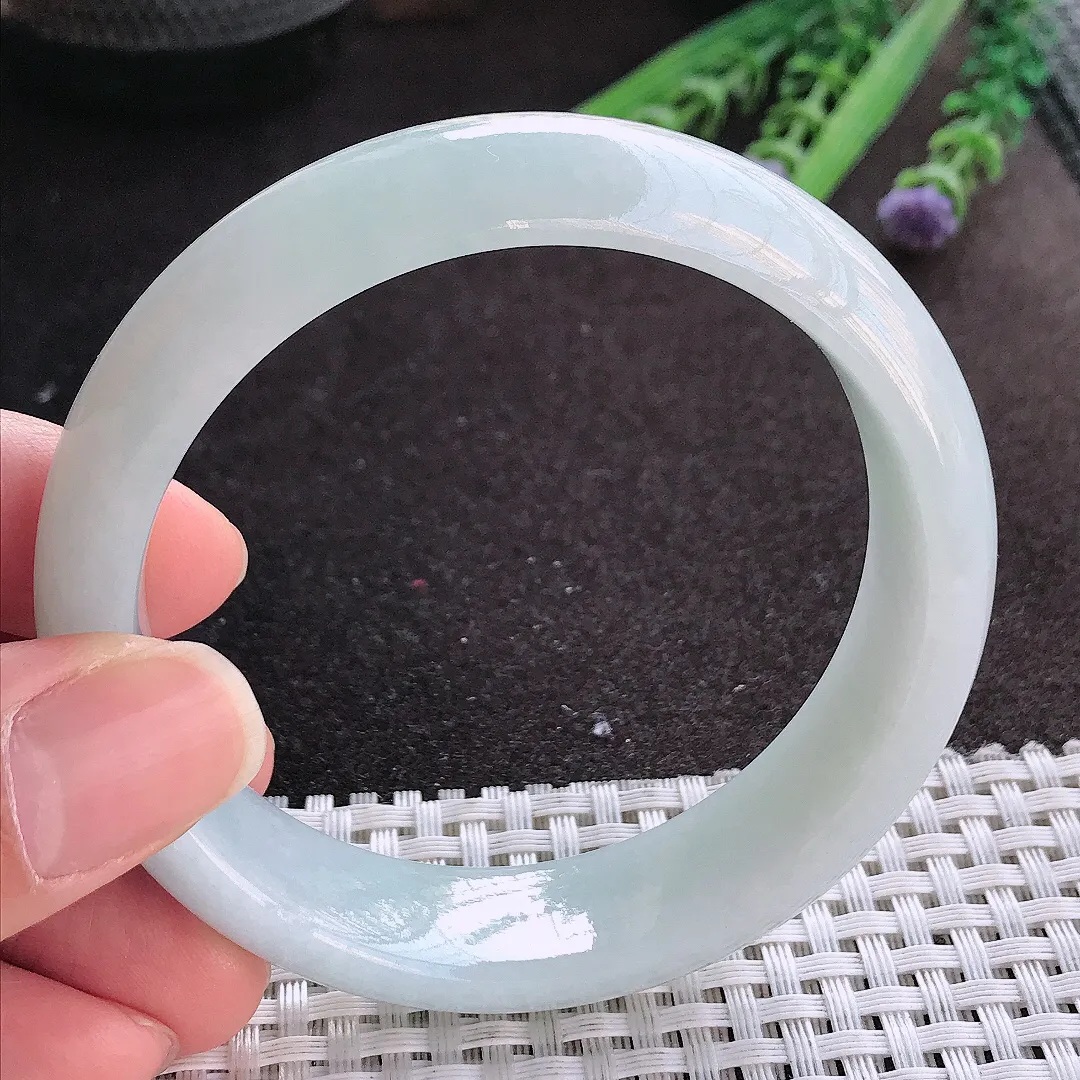 实拍A货翡翠58.3/16.5/8老坑秀气温润白月光轮胎手镯宽边玉镯手环