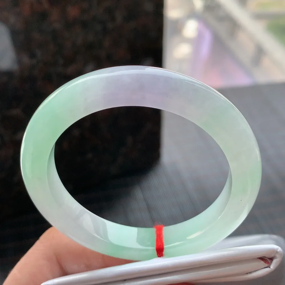 正圈冰春彩 无瑕 尺寸:50.9/9.8/8.4 种色兼备