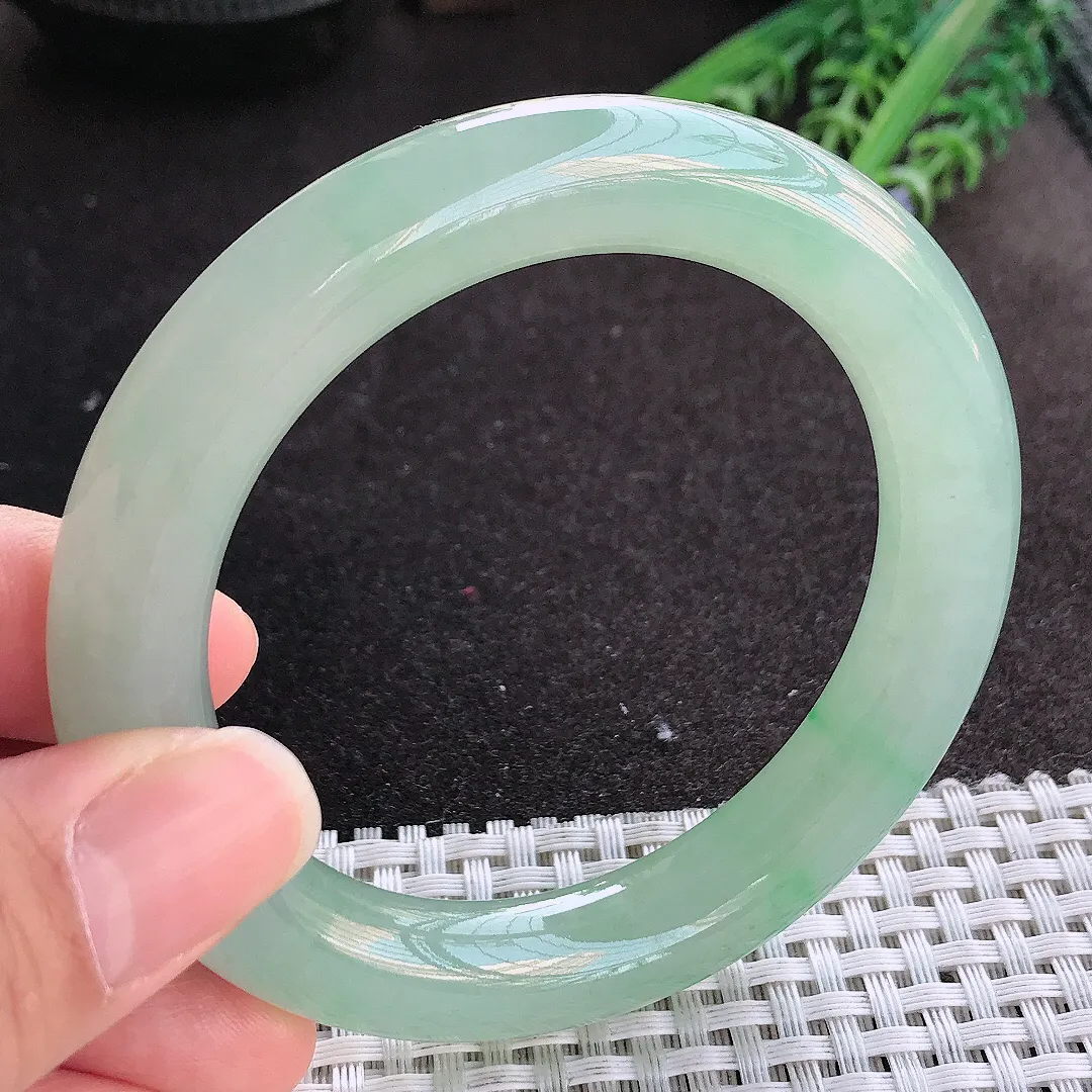 实拍A货翡翠56/11老坑冰胶果冻冰晴胖圆条手镯玉镯手环