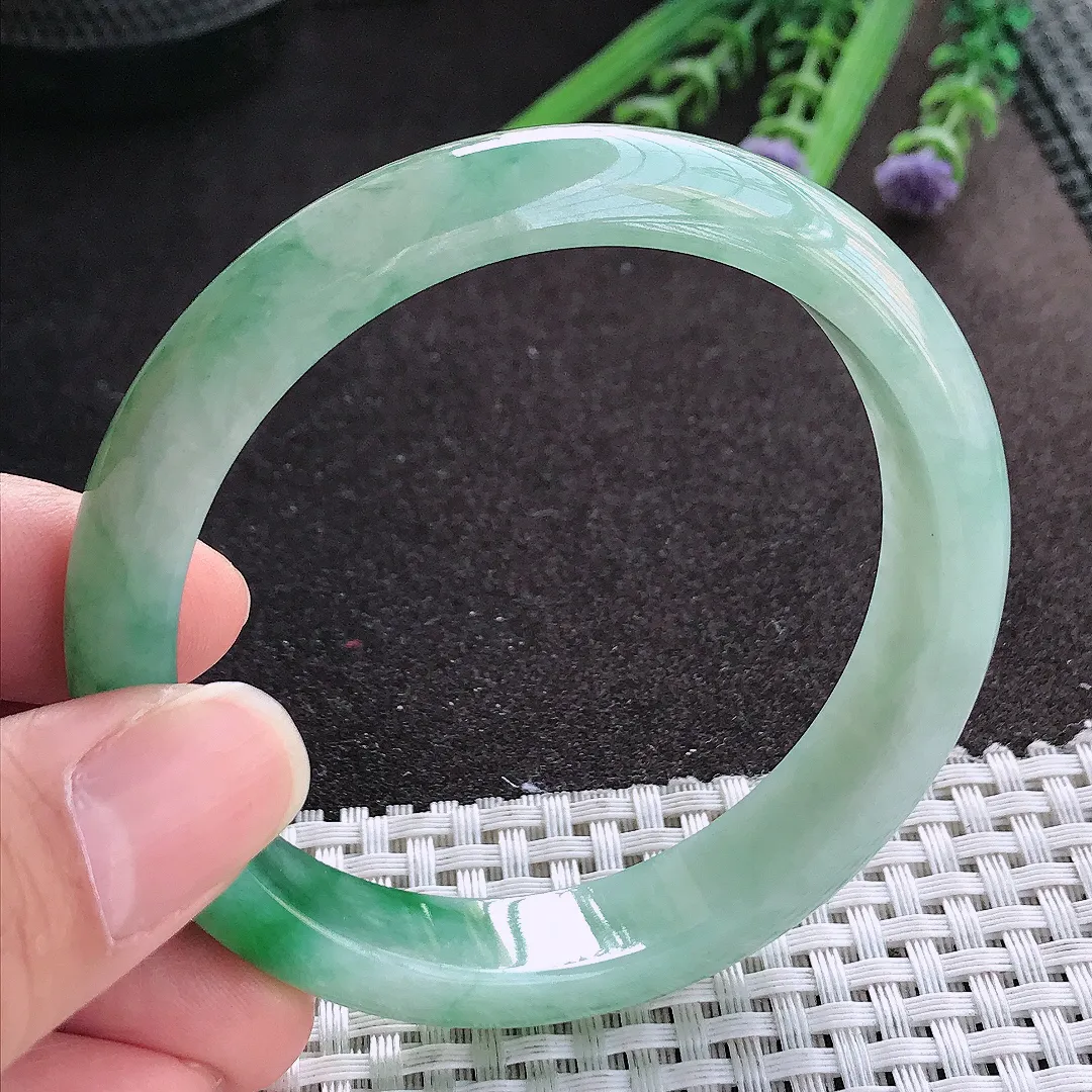 实拍A货翡翠58.5/12/7.5老坑冰胶飘阳绿手镯宽边玉镯手环