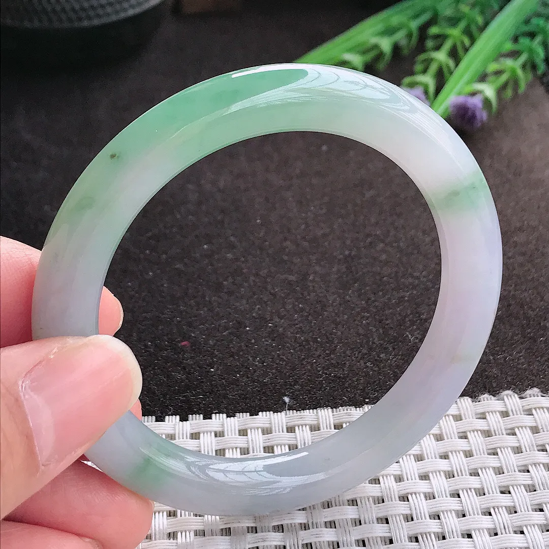 实拍A货翡翠54/8.7/9.2老坑冰润起胶飘绿圆条手镯玉镯手环