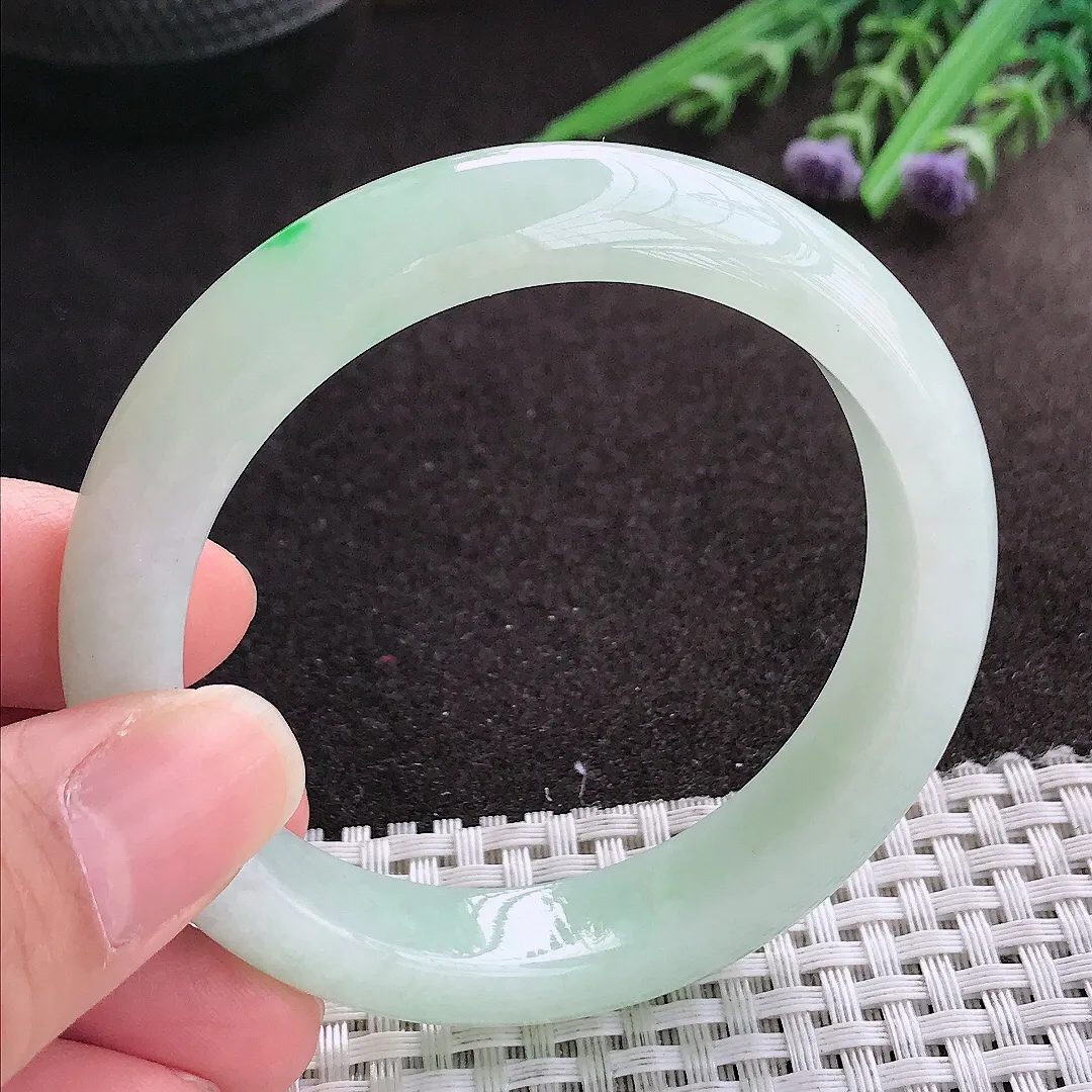 实拍A货翡翠55/12.3/8.5老坑冰润水灵冰晴绿手镯宽边玉镯手环