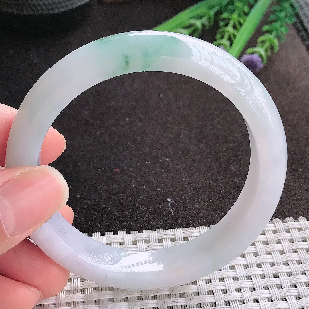 实拍A货翡翠58/12.2/8.7老坑冰润水灵冰飘花手镯宽边玉镯手环