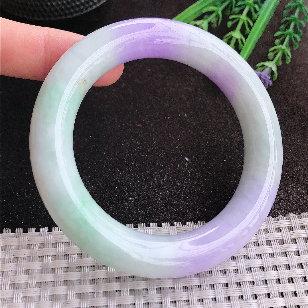 实拍A货翡翠57/12.5/12.3老坑精美温润春带彩紫罗兰圆条手镯玉镯手环