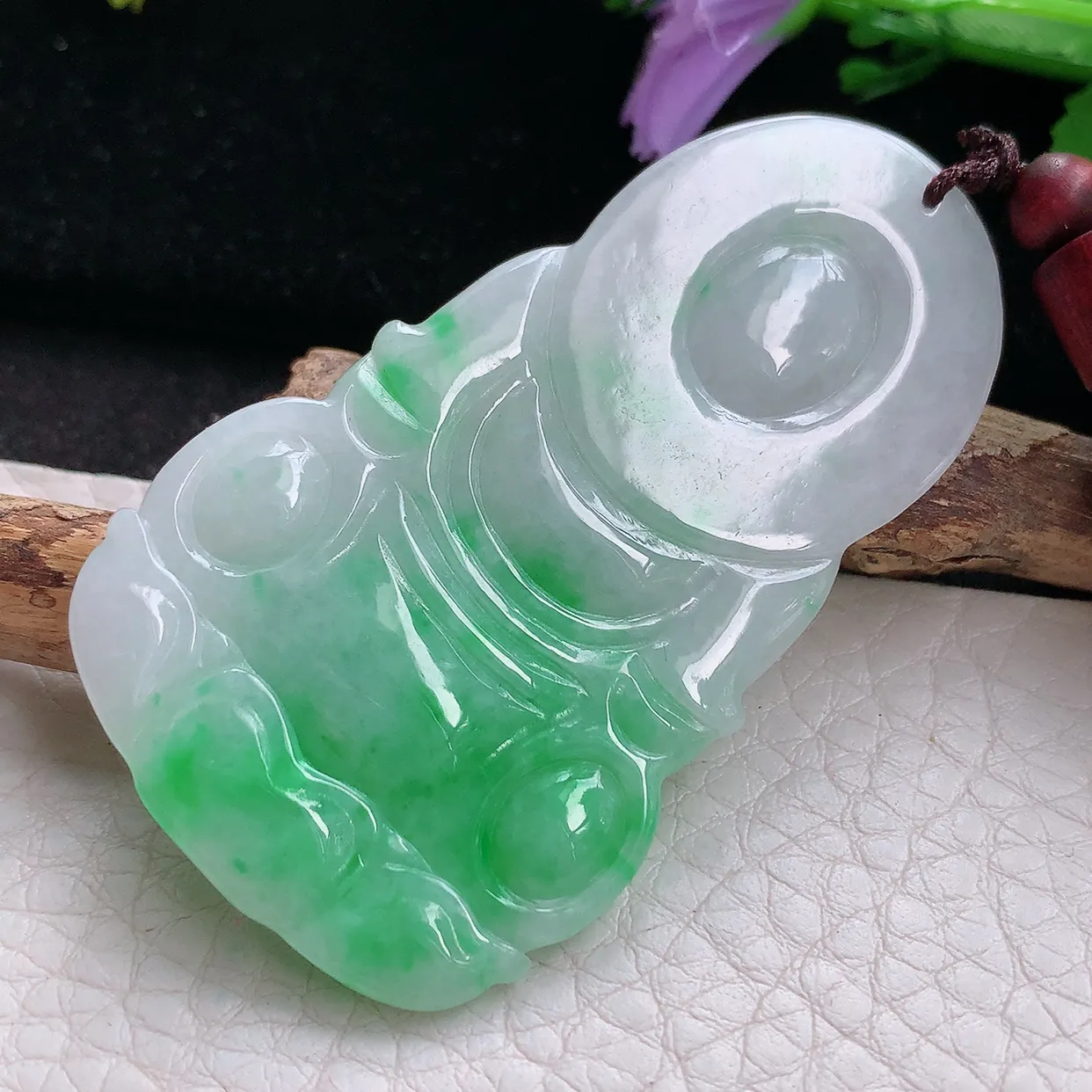 zen实拍58.6*34*5.5缅甸天然翡翠飘阳绿观音 玉观音挂件 玉吊坠