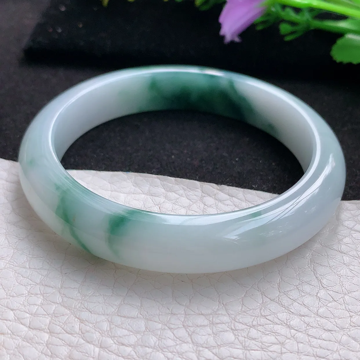 ee实拍56*11.2*7.8平安镯 天然翡翠A货飘花玉手镯水润宽边玉手环