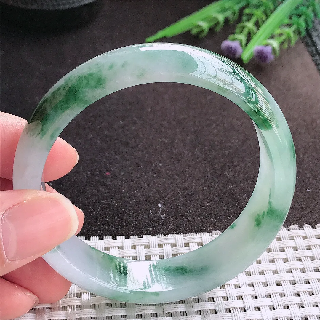 实拍A货翡翠59/15.8/7.3老坑冰润起胶飘花轮胎手镯宽边玉镯手环