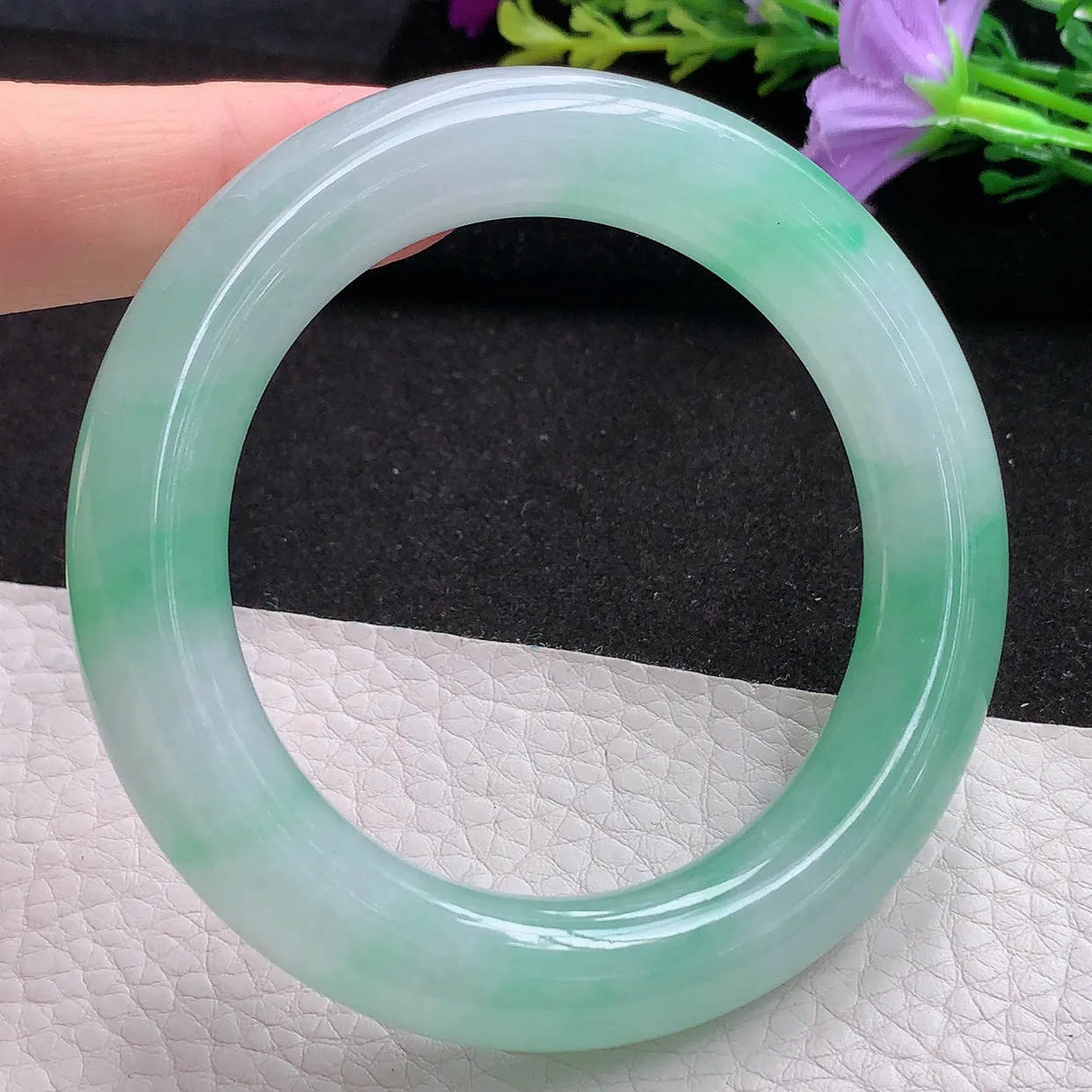 yh收藏款54*12*11.7胖圆镯 天然翡翠A货飘绿玉手镯冰飘绿圆条玉手环 美人镯