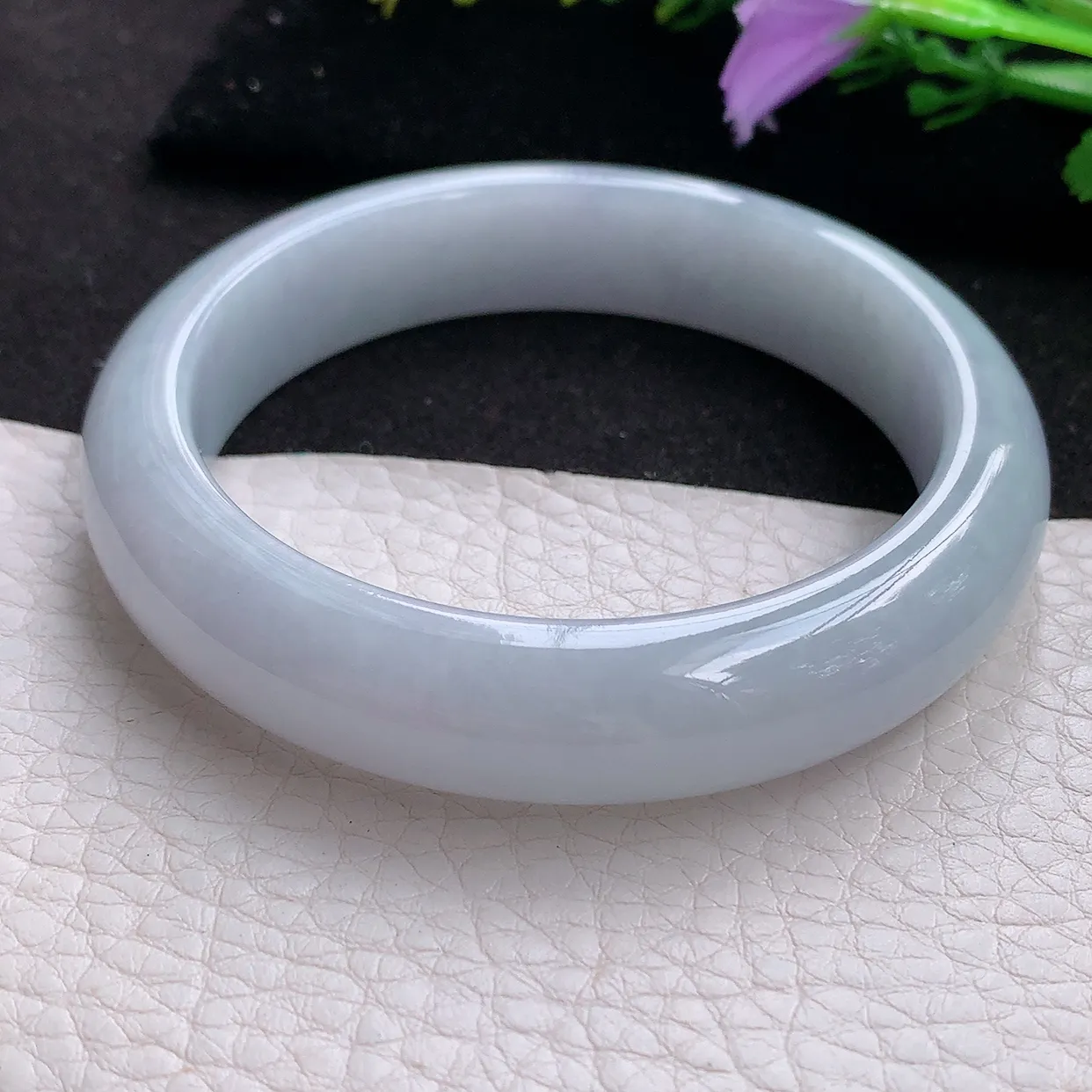 xx实拍57*13.5*8.5平安镯 天然翡翠A货白月光玉手镯纯美宽边玉手环