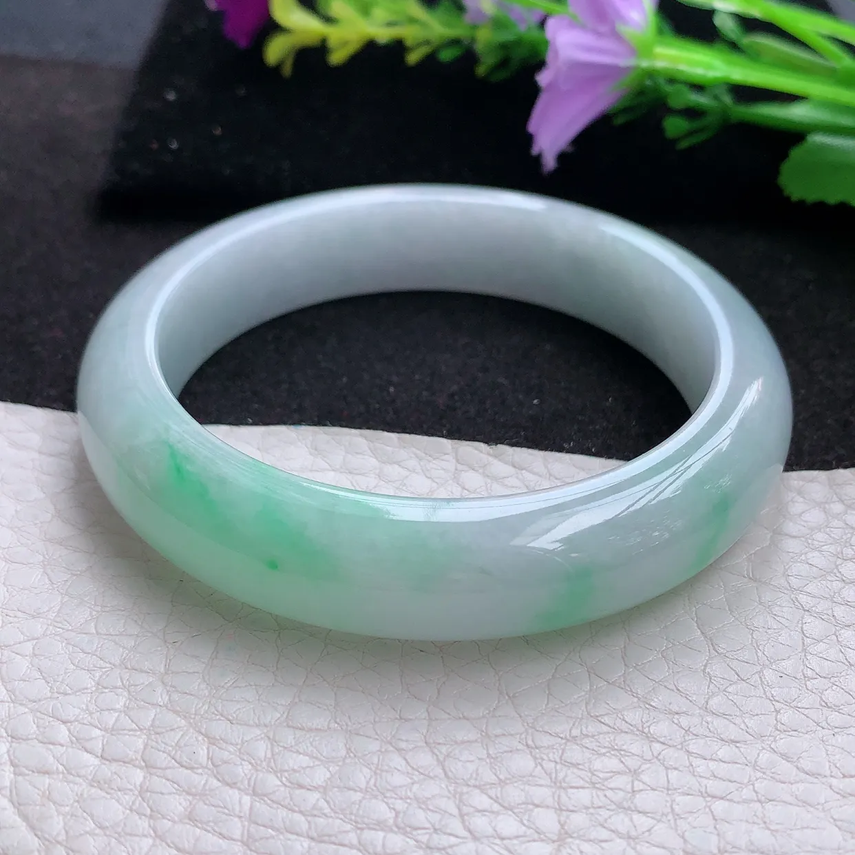 hy实拍56.5*13*8.5平安镯 天然翡翠A货手镯飘绿水润宽边玉手环