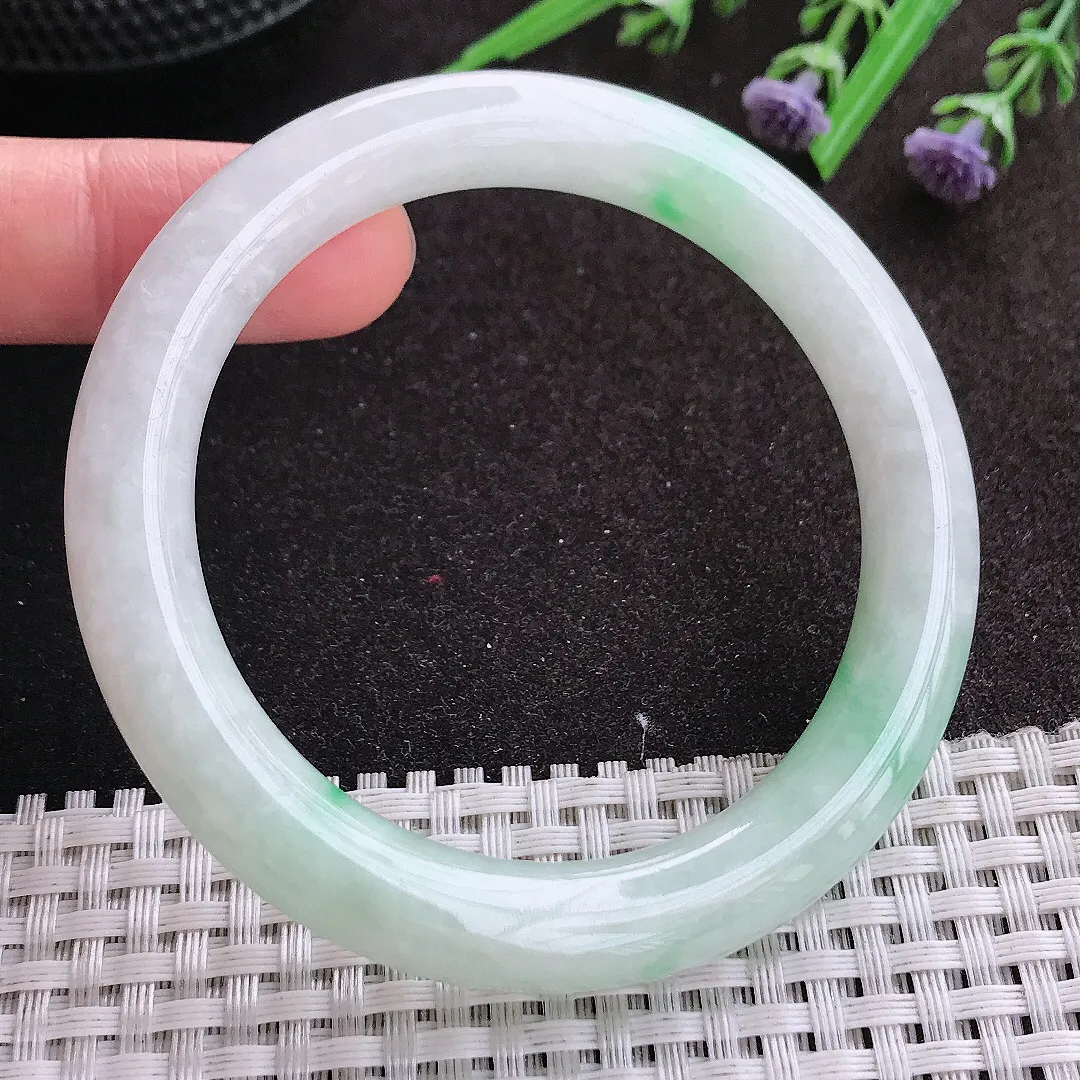 实拍A货翡翠55.5/9.6/9.8老坑精美冰润飘阳绿圆条手镯玉镯手环