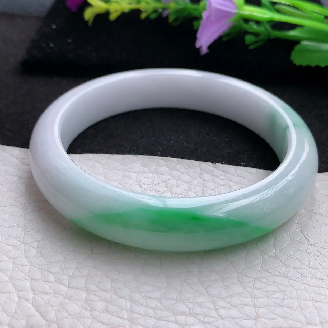 ee实拍56.5*11.6*8.3平安镯 天然翡翠A货白底青玉手镯宽边玉手环