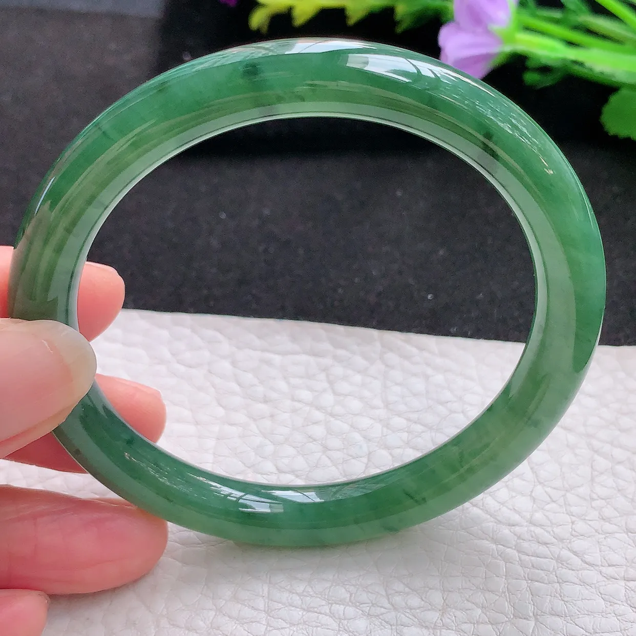 hy实拍58*8.4美人镯 天然翡翠A货手镯冰菠菜绿圆条玉镯子 美人镯