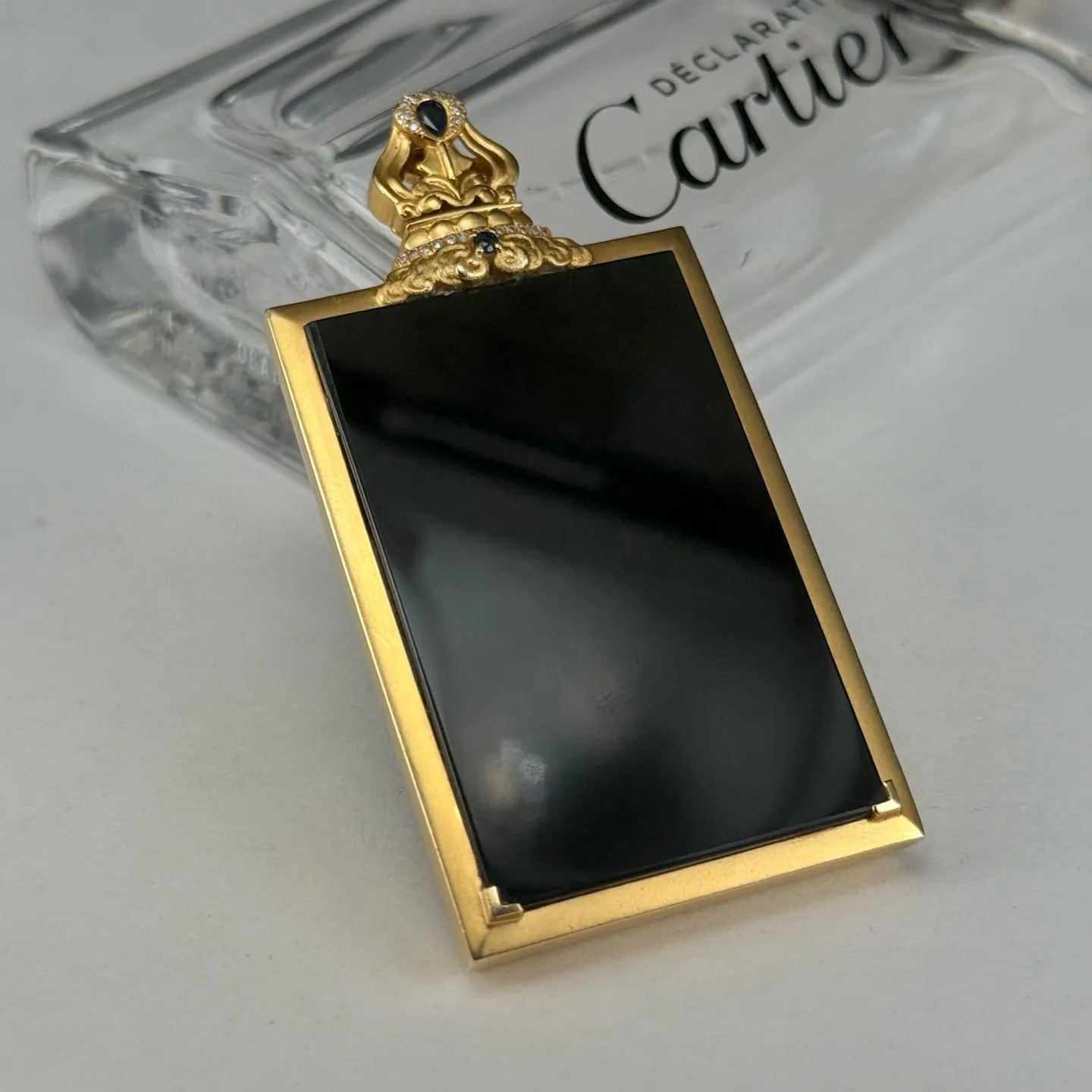 精品18k重金豪镶墨翠无事牌 种好色正 黑度极好 打灯通透 油性十足 尺寸65.1