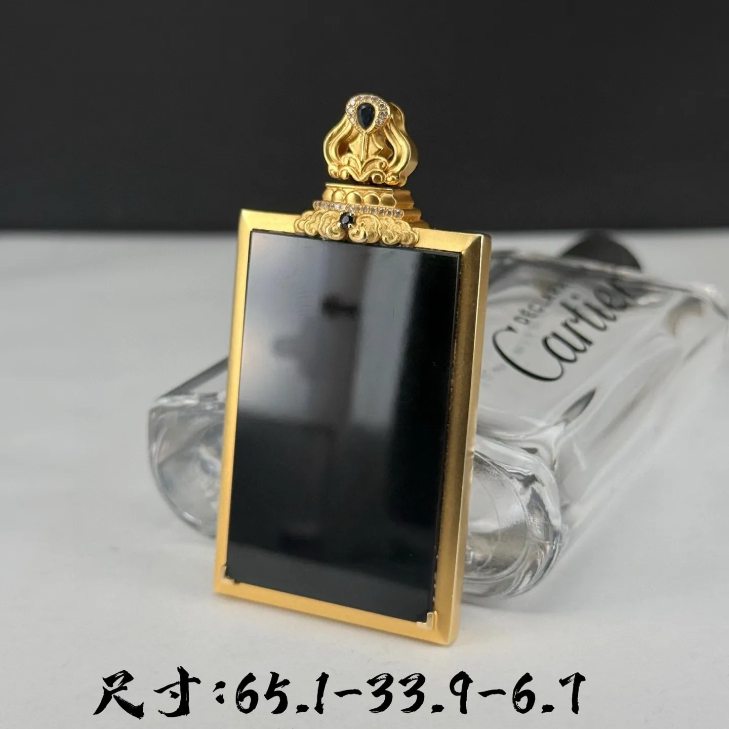 精品18k重金豪镶墨翠无事牌 种好色正 黑度极好 打灯通透 油性十足 尺寸65.1