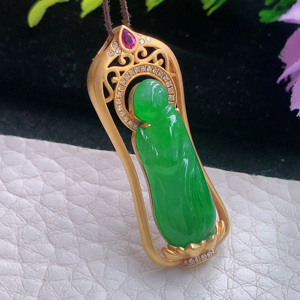 axm自然光34.7*13.5*6.6天然缅甸翡翠a货飘冰阳悟道 佛主玉吊坠 玉挂件