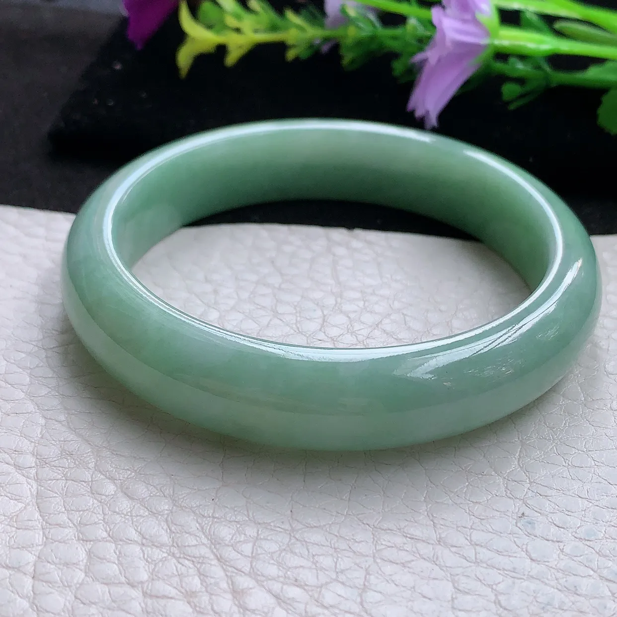 xx实拍59*13*7.8平安镯 天然翡翠A货满绿玉手镯水润宽边玉手环