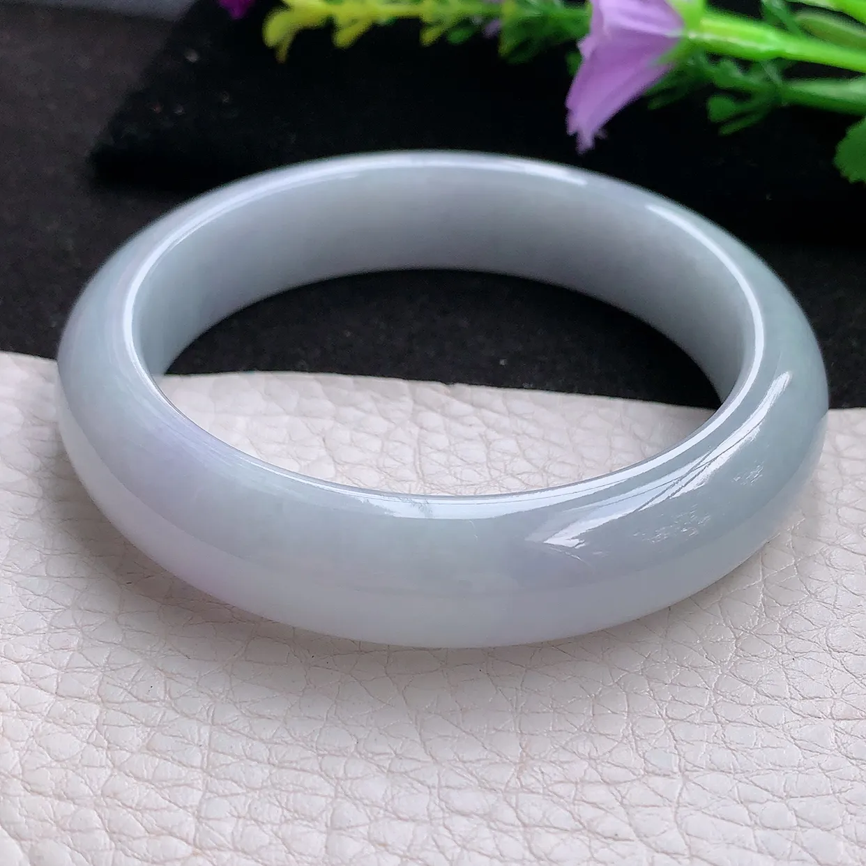 xx实拍57*13.5*8.5平安镯 天然翡翠A货白月光玉手镯纯美宽边玉手环