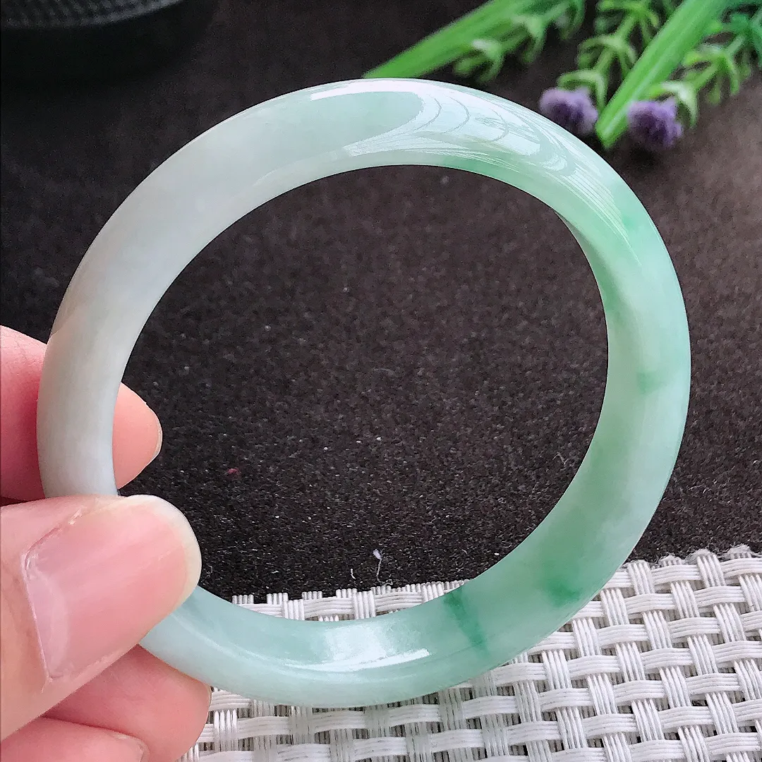 实拍A货翡翠55/12.3/7.2老坑冰润起胶飘花手镯宽边玉镯手环