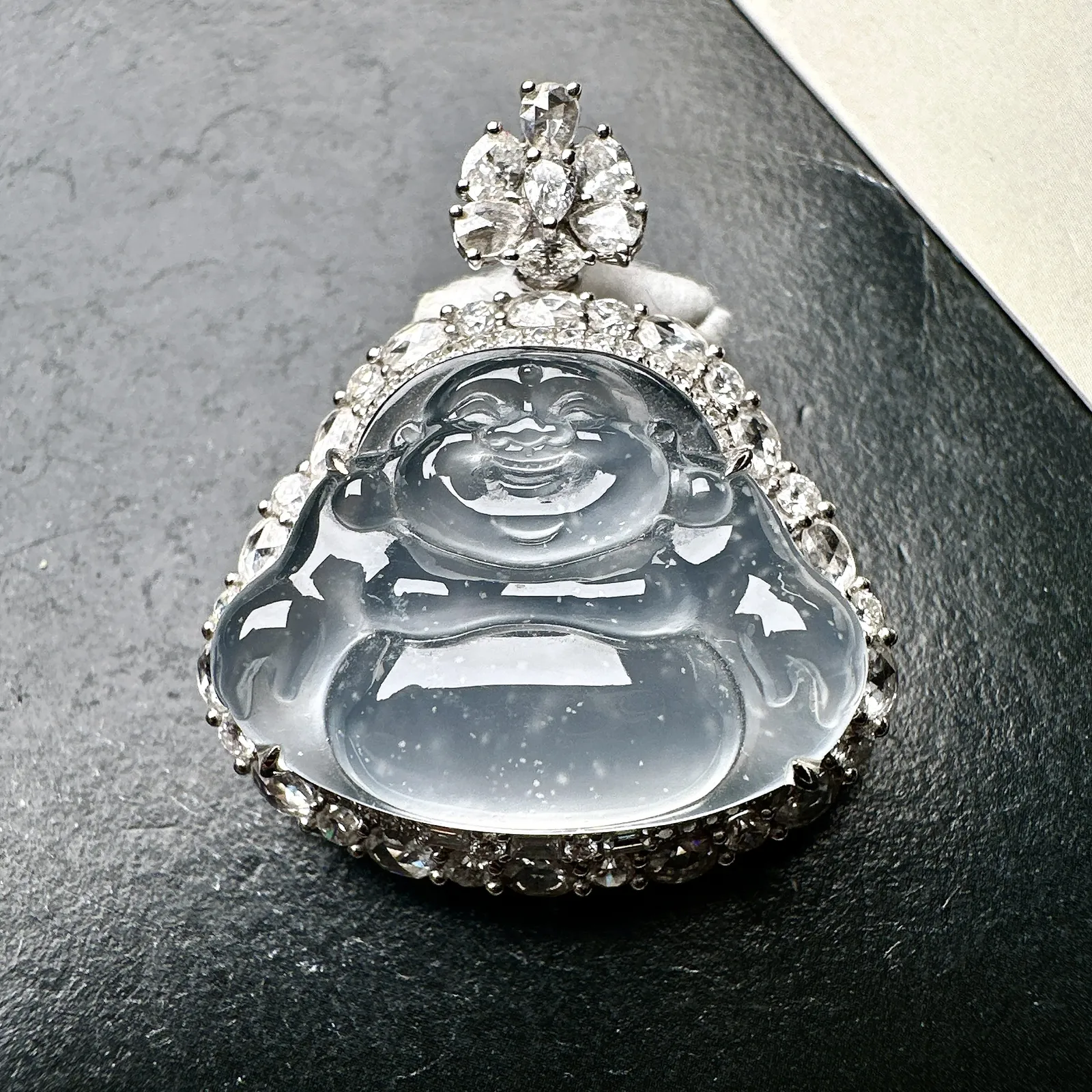 【冰种佛公吊坠】老坑雪花棉，种水上乘，晶莹剔透，纯净通透，莹光感很强，18k金钻镶嵌，裸石尺寸19*