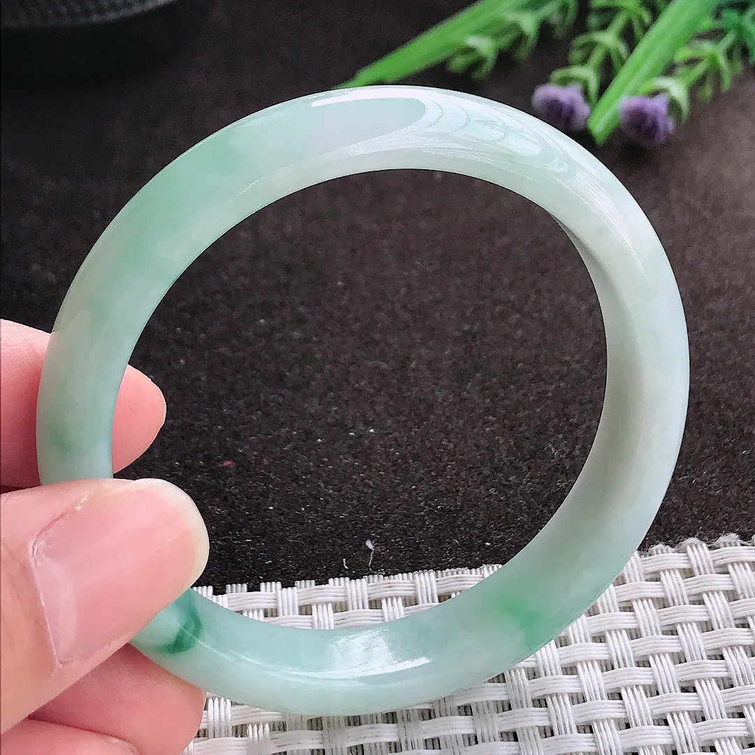 实拍A货翡翠55/12.3/7.2老坑冰润起胶飘花手镯宽边玉镯手环