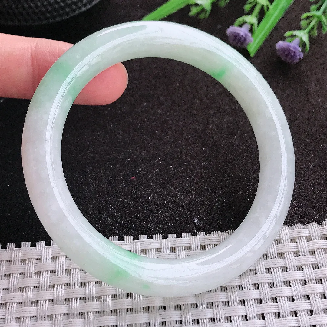 实拍A货翡翠55.5/9.6/9.8老坑精美冰润飘阳绿圆条手镯玉镯手环