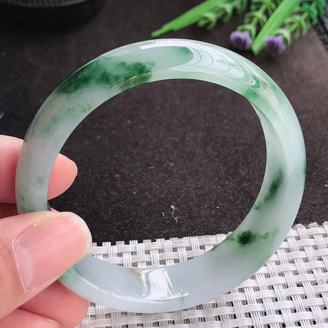 实拍A货翡翠59/15.8/7.3老坑冰润起胶飘花轮胎手镯宽边玉镯手环