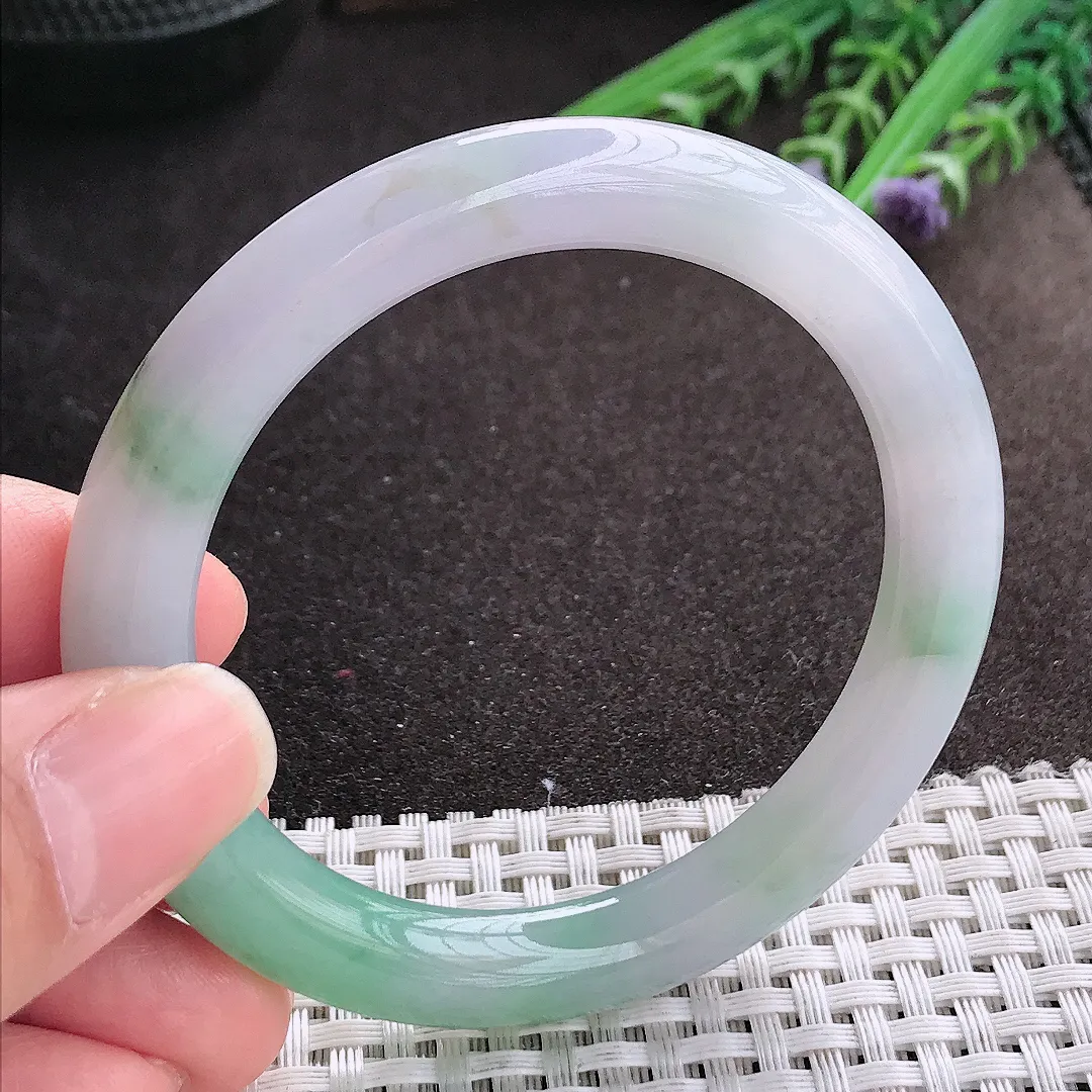 实拍A货翡翠54/8.7/9.2老坑冰润起胶飘绿圆条手镯玉镯手环