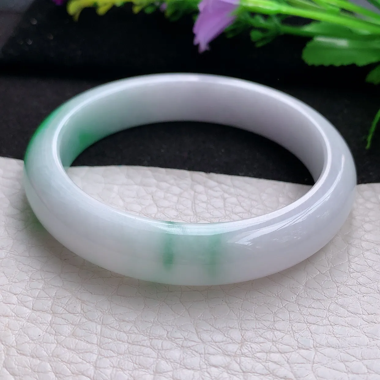 ee实拍56.5*11.6*8.3平安镯 天然翡翠A货白底青玉手镯宽边玉手环