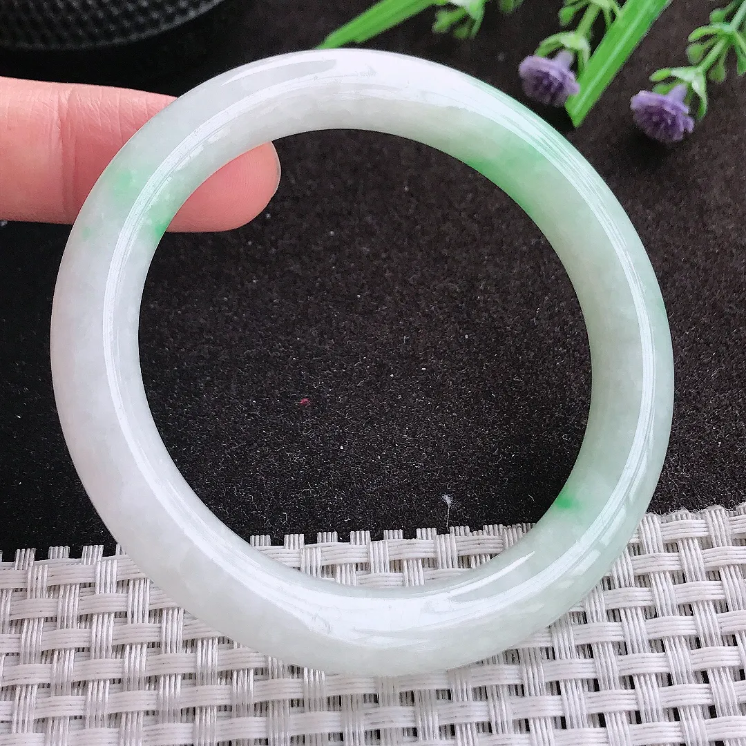 实拍A货翡翠55.5/9.6/9.8老坑精美冰润飘阳绿圆条手镯玉镯手环