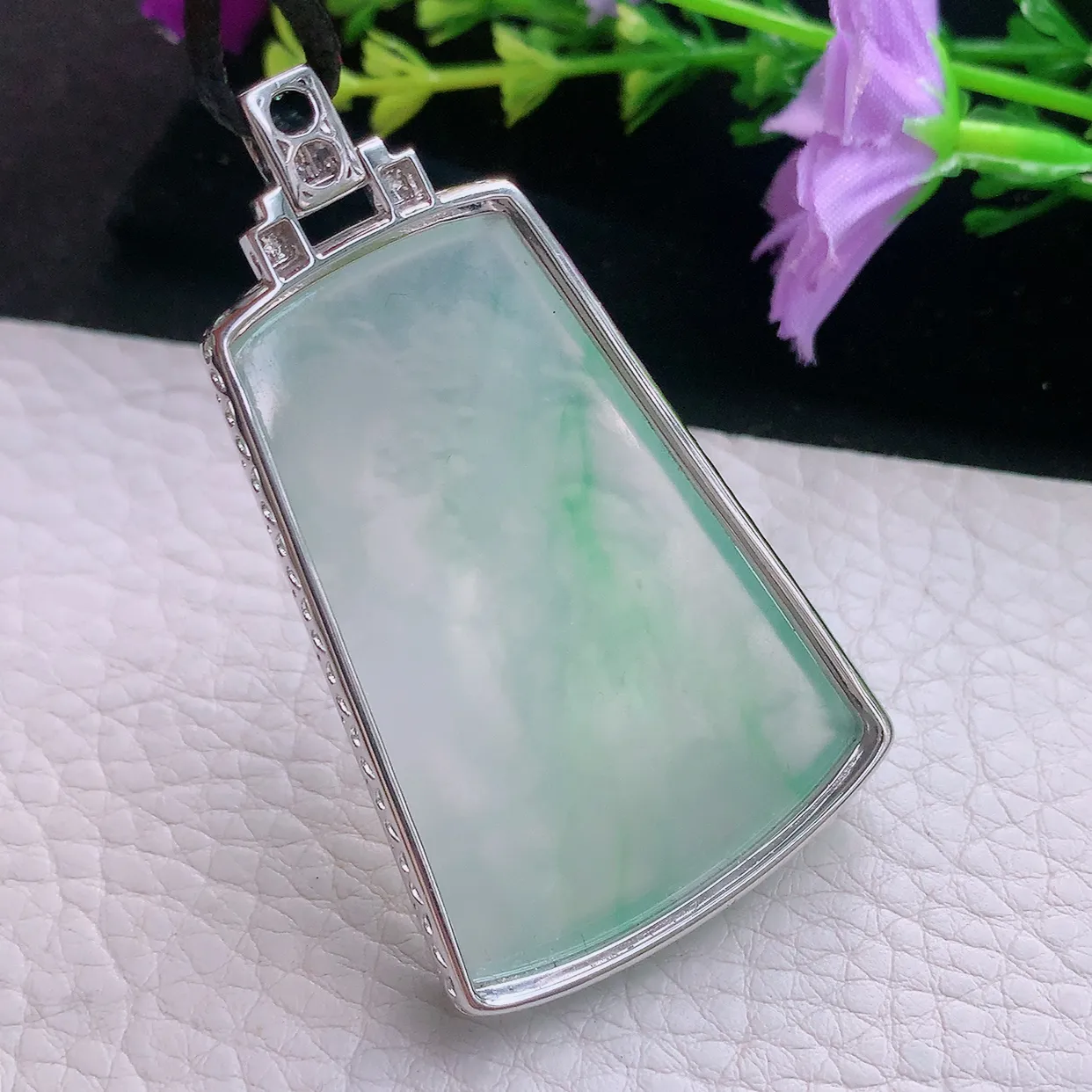 axm自然光58.2*33.8*8.2天然缅甸翡翠a货冰飘金丝绿山水 大好河山玉吊坠 玉挂件