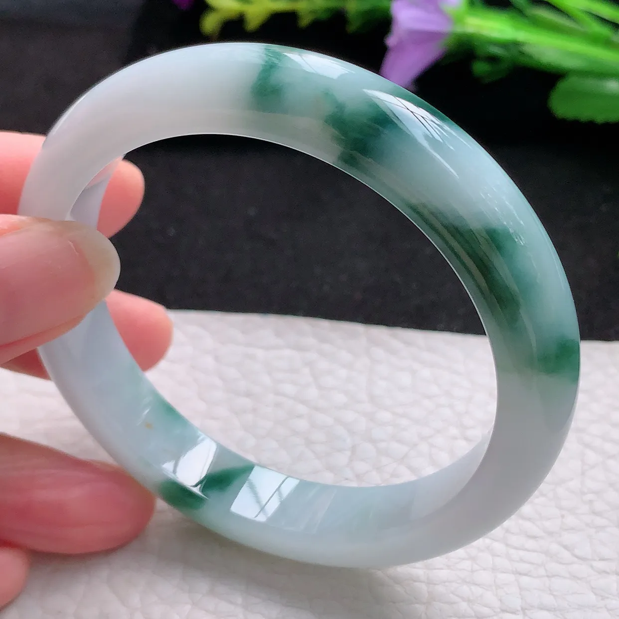 ee实拍56*11.2*7.8平安镯 天然翡翠A货飘花玉手镯水润宽边玉手环