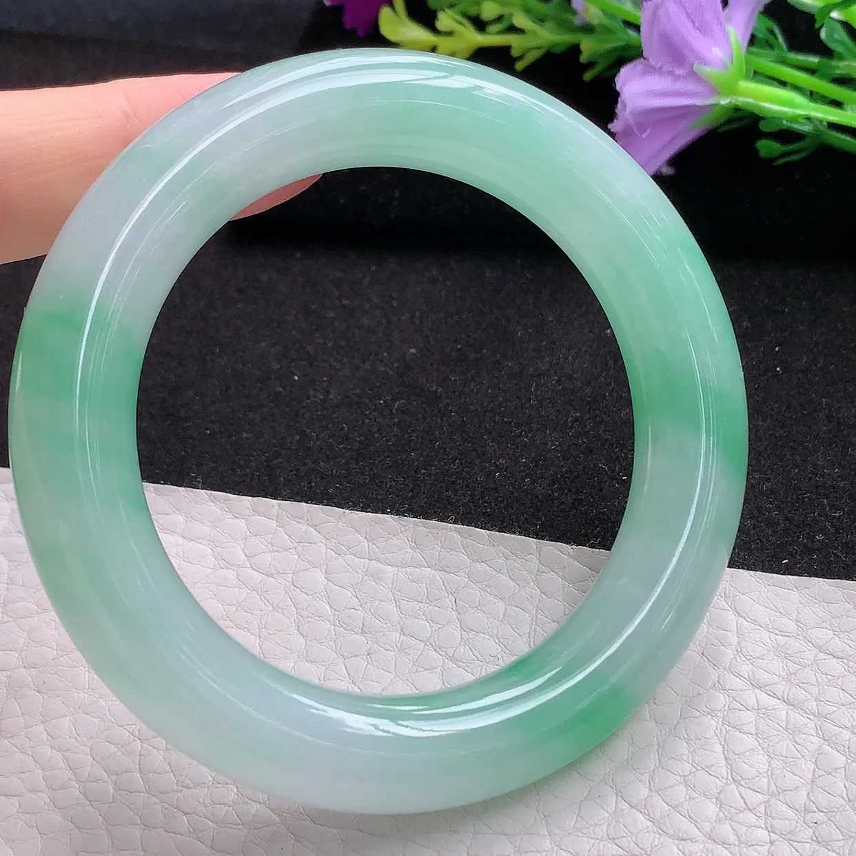 yh收藏款54*12*11.7胖圆镯 天然翡翠A货飘绿玉手镯冰飘绿圆条玉手环 美人镯