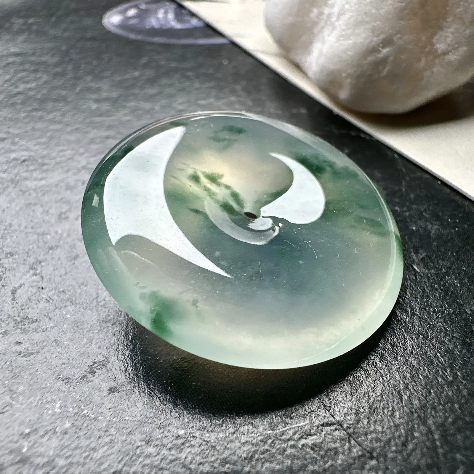 【冰种飘花平安扣】质地细腻冰润，品质很好，冰感十足，胶感明显，收藏品质。